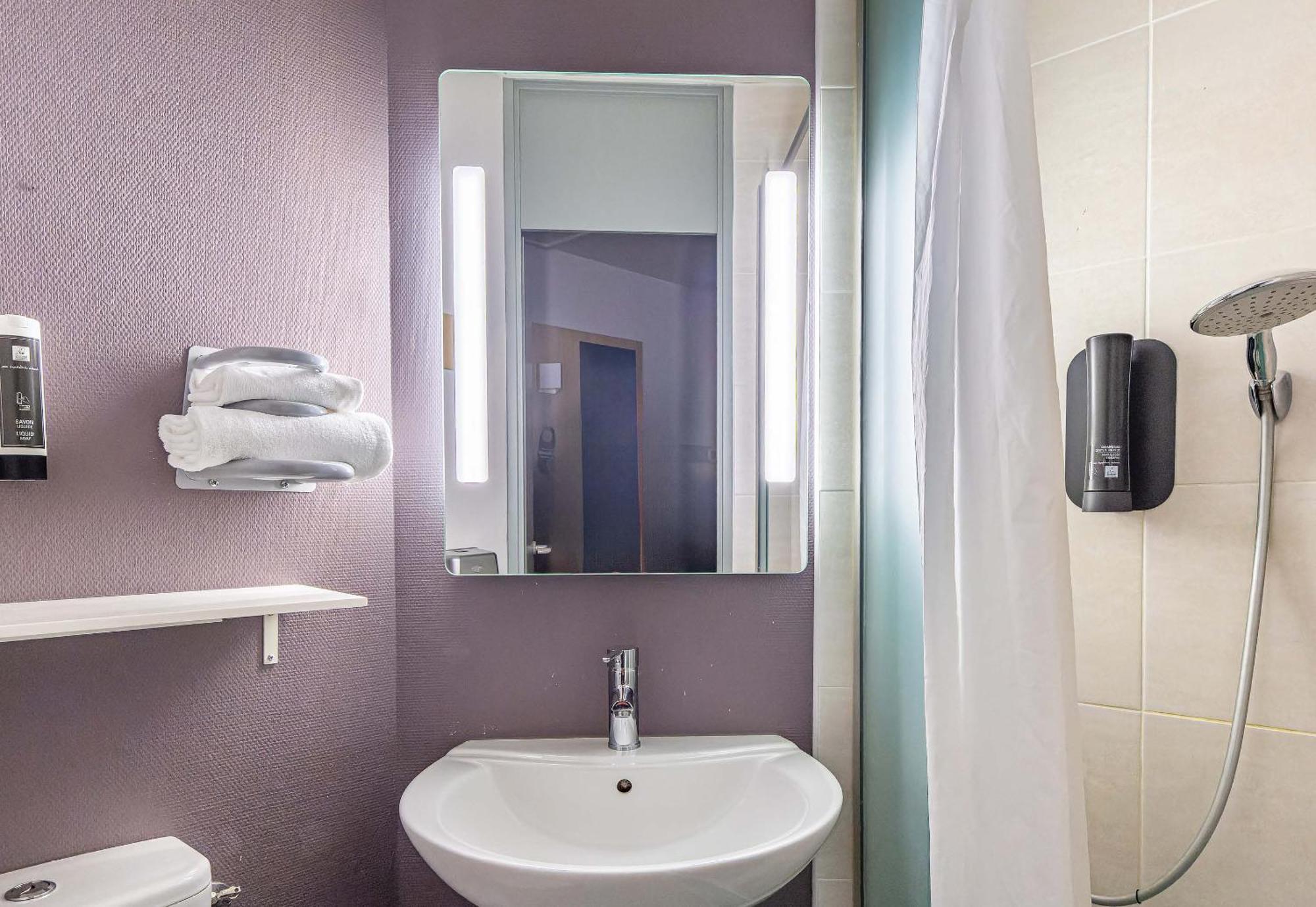 B&B Hotel Poitiers 1 Futuroscope Chasseneuil-du-Poitou Εξωτερικό φωτογραφία